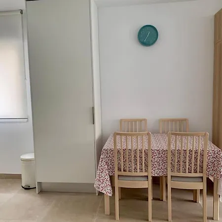 Apartment Bajo Con Jardin Con Acceso Directo A La Playa